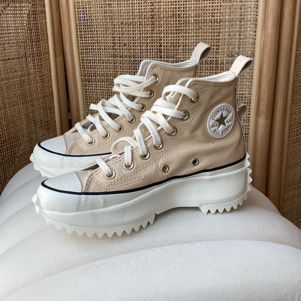 Converse Run Star Hike Hi earthy tone/ beige color